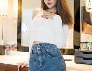 Feilin嗲囡囡 – 大家好，这里是苏可er的礼服写真合集，警告：可能会引起意外的啧啧声和眼神发亮哦！