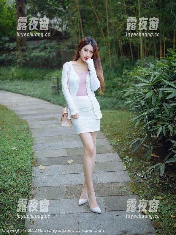 HuaYang花漾-周于希sandy HuaYang花漾 - 周于希sandy,全套短裤装,似乎风在说:更加随意一点!