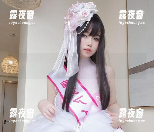写真集精粹：每一张都是K酱在炫耀夏天的“性感火力”