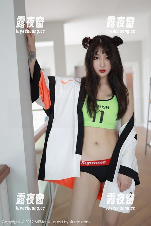 MFStar模范学院 - 走心的SiByl李思宁美脚写真集，分享前请系好安全带！