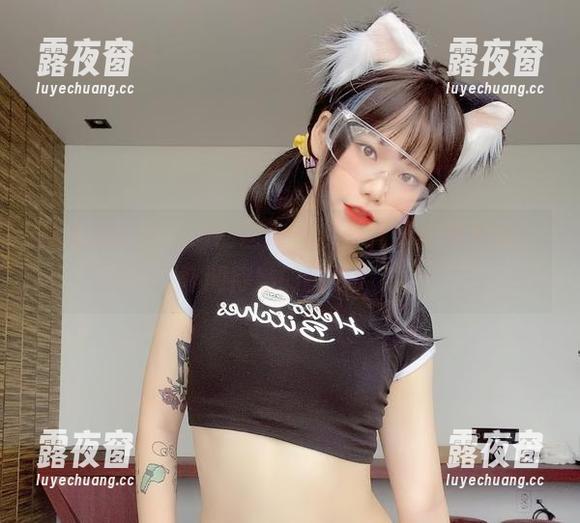 这本Sira(시라)的图册，我要免费拿到手软，好期待她的睡衣秀！