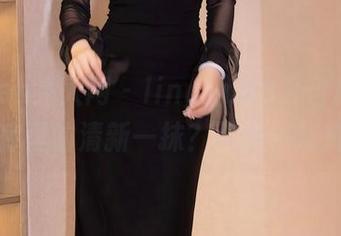Xiuren秀人网 – lingyu69夏日精选：图库里的清新一抹？不如一整片！