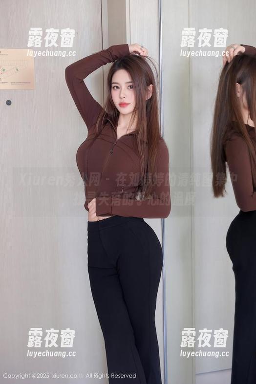 Xiuren秀人网 - 在刘婷婷的清纯图集中，找寻失落的手心的温度