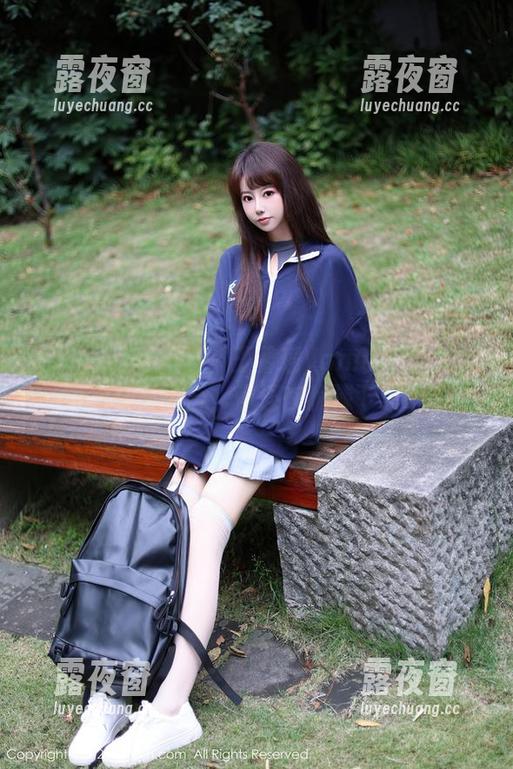 Xiuren秀人网 - 王馨瑶Yanni与内衣写真，经典组合，你还在犹豫下载吗？