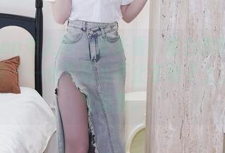 Xiuren秀人网 – 快来看！甜白酱的写真作品集——女王范儿不止在面子上，更在气场里。