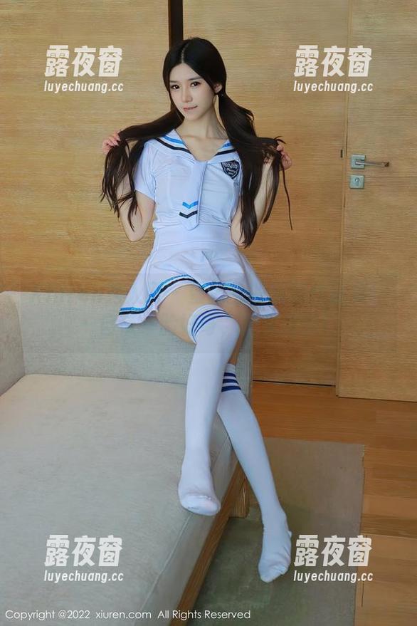 Xiuren秀人网 - 蛋蛋宝的制服作品集——自带一脸好奇，快来挖掘！