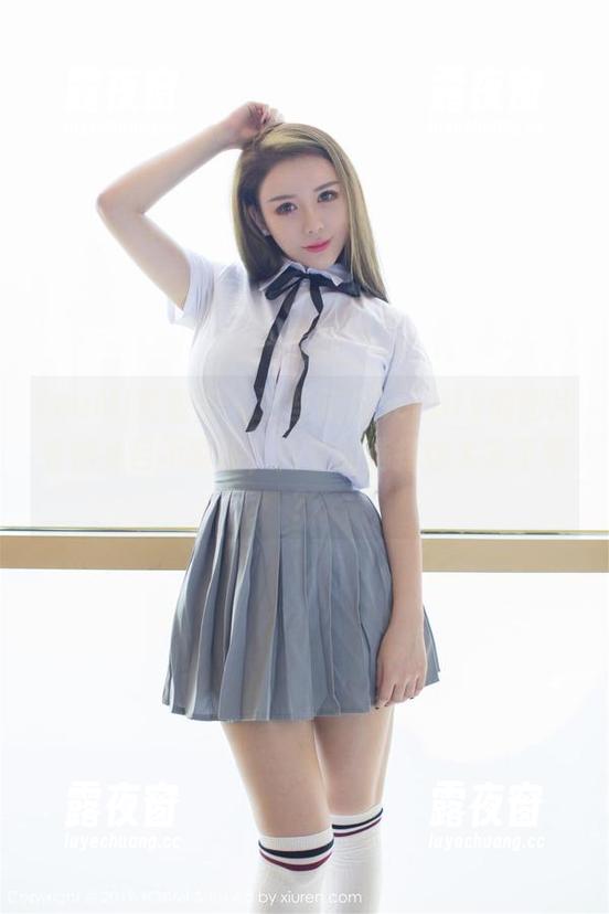 YouMi尤蜜荟-菲儿beauty YouMi尤蜜荟 - 这些菲儿beauty的图片看得我目不暇接,内衣的选择也太多了吧?