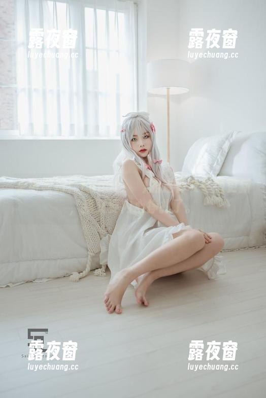 无可救药！Yuna(윤아)的连体衣套图更新，我又要内心挣扎了。
