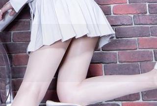 beautyleg – Maggie姐姐的高清图集，我忍不住想问：她是魔法师吗？