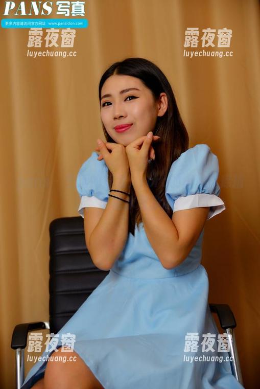 pans - 生活的浮潜：roro的泳池图库精选，谁说水里没趣！