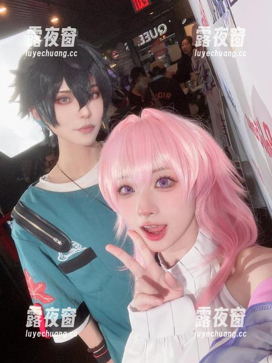 看！Wendy的校服cos，一张图片就能唤醒我多少‘青葱岁月’
