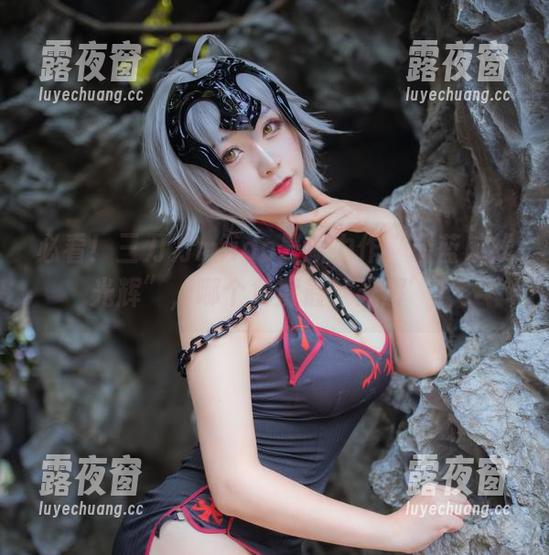 必看！三刀刀miido最新力作“碧蓝航线光辉”，哪个角度最‘光辉’？