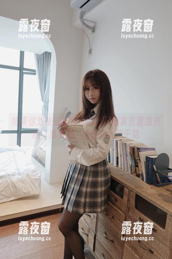 如果你对依依超级懒的圣诞图集资源感兴趣，那恭喜，这里有大把干货