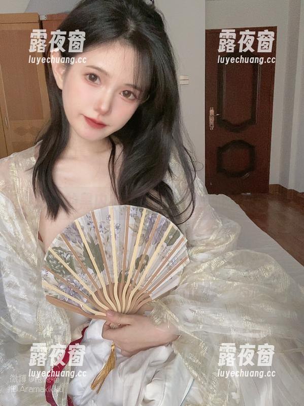 倦倦喵的黑内衣告白：网盘里的隐秘画框
