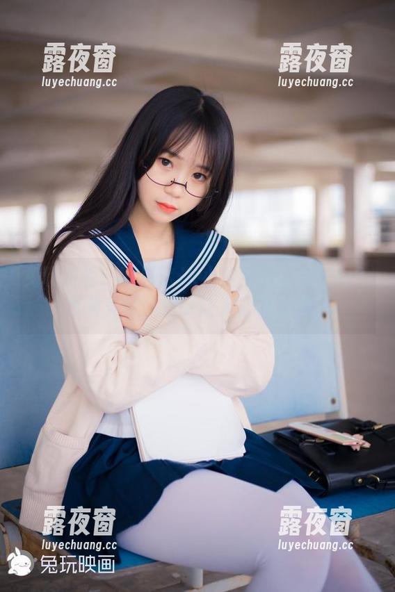 兔玩映画：瞧见这JK小姐姐的小腿了吗？高清美图，足以让人心潮澎湃！