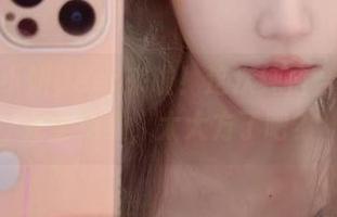 哇，啾小妍Deer来啦！这次纯白合集居然完全免费，太大方了吧？