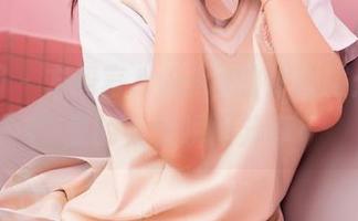 嗲囡囡 – 方绮言Ayaka的体操服：图库里的柔软瞬间分享
