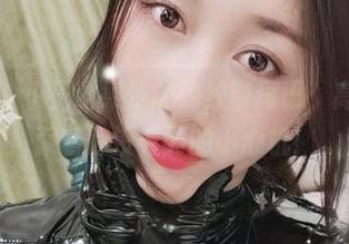 微密圈 – 小玉吃果冻的豹纹带尾巴，高清套图藏着你没看到的小心机！