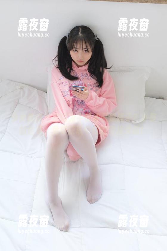 少女秩序-小葵 少女秩序 - 你以为牛仔裤只是裤子?小葵的合集,免费获取中好的穿搭灵感!