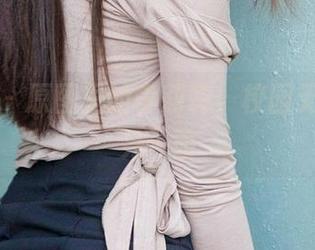 尤果网 – 原图里的李莉莉，校园无圣光的另一面
