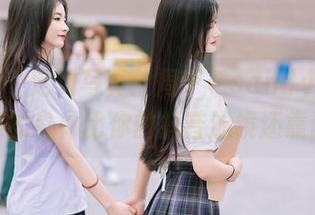 尤蜜荟 – 定制写真：周于希sandy来了，油亮的身体比你的抖音滤镜还靠谱。