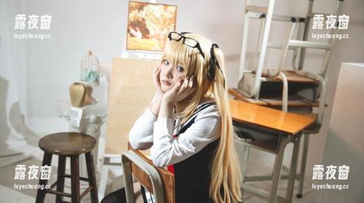 屿鱼yukako倾情奉献：裤里丝作品集，你有没有触电？