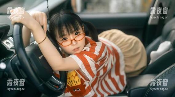 幼水铃衣 说好的童年回忆,幼水铃衣竟然用美图给我整成了怀旧大片,资源让人欲罢不能!