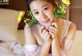 推女神 – 这位绮梦Cherish的网袜美图，分享是必须的，除了赞叹别无其他。