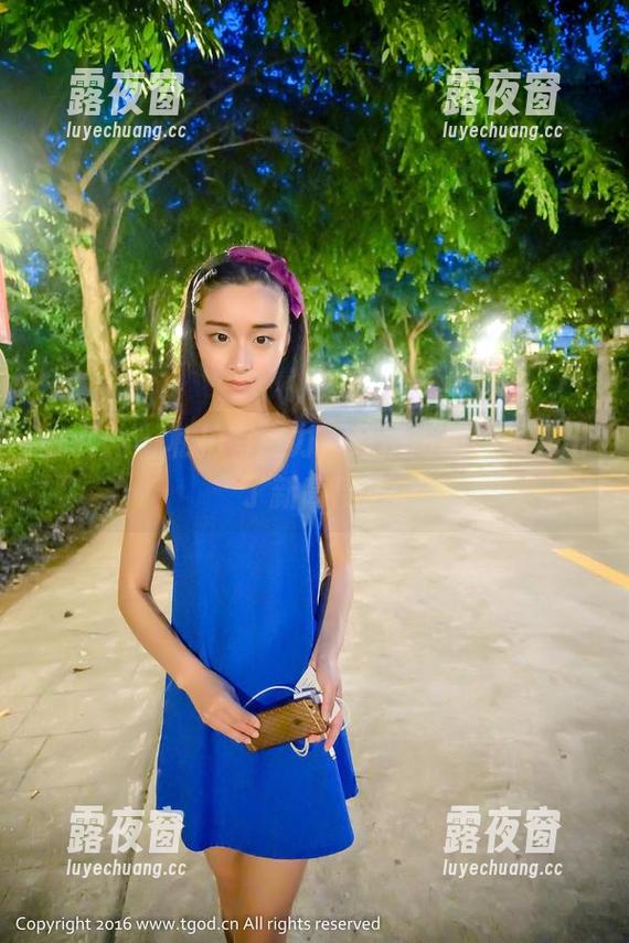推女神-赵伊彤 推女神 - 私拍有魔力,赵伊彤把校服穿出了新高度。
