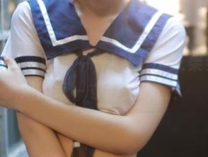 模范学院 – 图集中一览Ellie艾栗栗，学姐的每一寸都是心意！