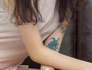 爱尤物 – 这一波“做你的小猫”的温柔美猫作品集，谁说小猫不能干大事？