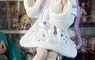 谁说免费没好货？白栎Shirly的连衣裙下载倒是让人佩服！