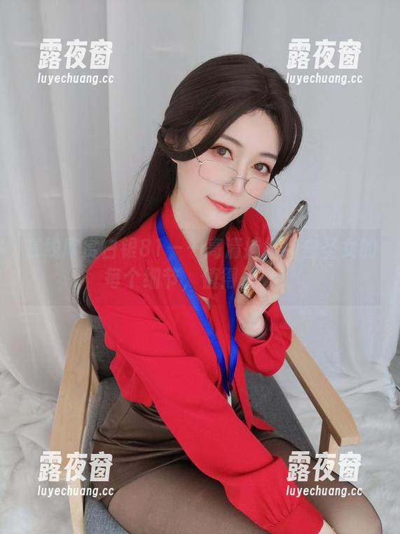 白银81 在线欣赏白银81——高清捕捉纯白圣女的每个细节,值得一看!