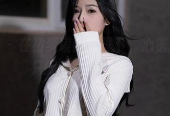秀人网 – 在初梦瑶的护理下，心脏加速？只因美图太高清！