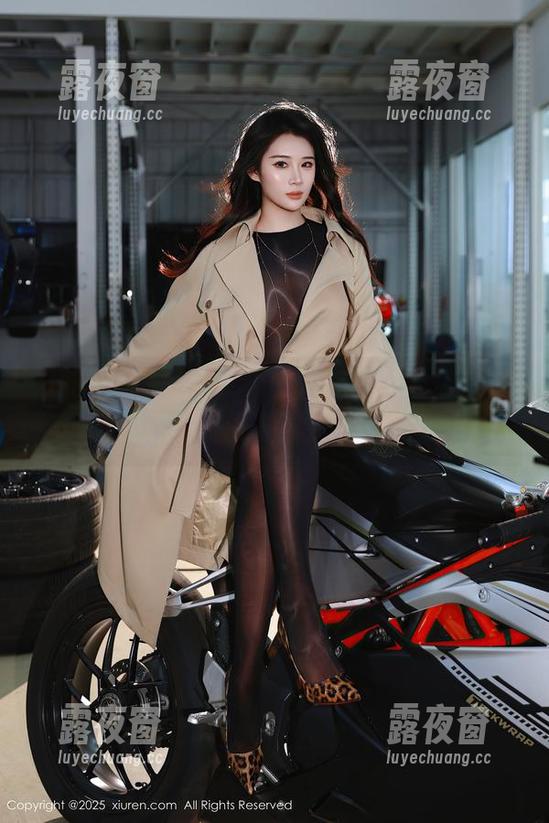 秀人网-婠婠么 秀人网 - 婠婠么的最新泳装资源发布,有小怪兽出没,注意了!