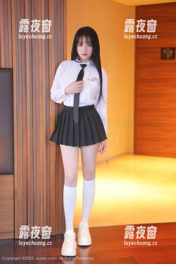 秀人网-星子柒kiki 秀人网 - 美图自带滤镜,星子柒kiki你该把我带入自拍界了!