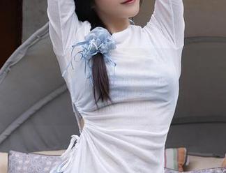 秀人网 – 体操服中的林月月，原图里的神奇，像是打开了一个神秘的盒子。