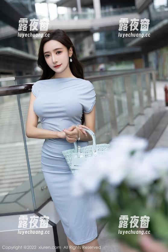秀人网-蕾蕾醒了没 秀人网 - 可爱作品来了——蕾蕾醒了没,这可不给路过的“喵星人”留面子哦!