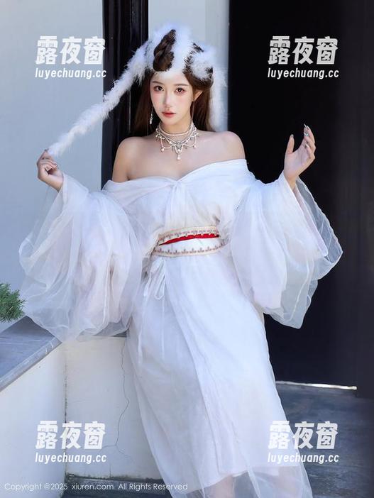秀人网 - 我的天，下载陈梵妮Fanny的圣诞作品居然是免费的，人间真美好。