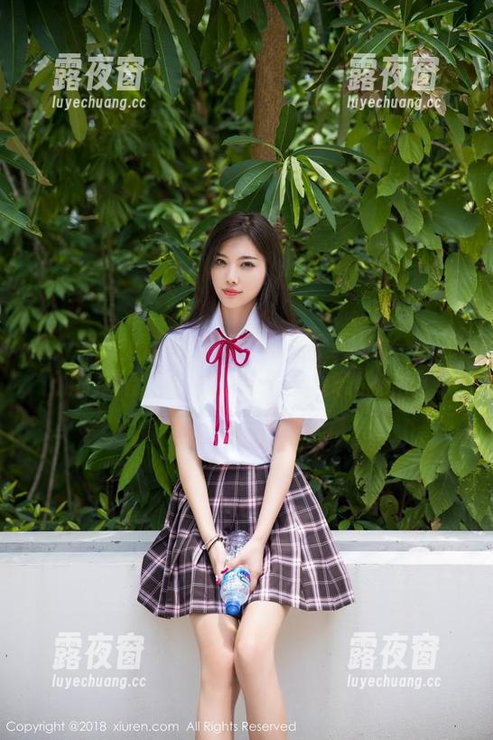 秀人网-陈雅漫VICKY 秀人网 - 精选图片集:陈雅漫VICKY对少女的描绘,每一幅都是不经意的美好。
