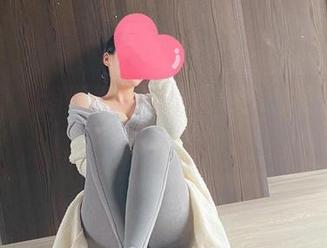 微密圈 – 追逐童小芯的紫色梦，网盘里各种惊喜等着你。