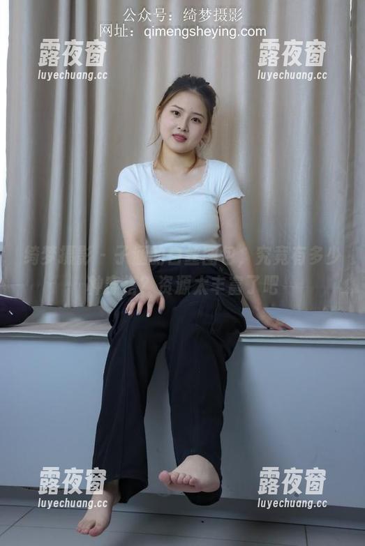 绮梦摄影 - 子涵的白丝图包，究竟有多少种穿搭？资源太丰富了吧