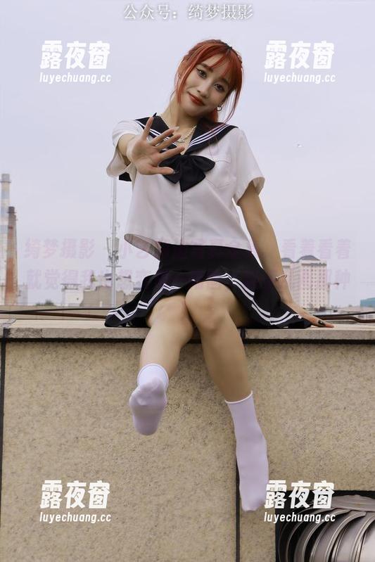 绮梦摄影 - 小艺海边写真全集，看着看着就觉得我也想变成一幅画，随便乱画那种！