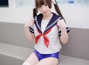 网袜和胡桃猫Kurumineko，完美的调和，或许还能扭转你心中的某个想法？