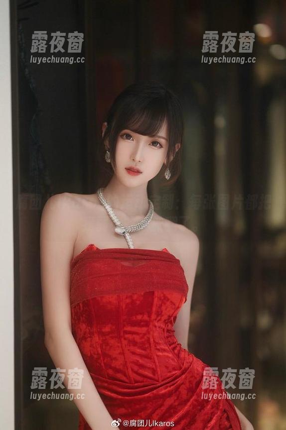 腐团儿Ikaros 腐团儿Ikaros的运动定制:每张图片都把我弱小的心掀翻了。