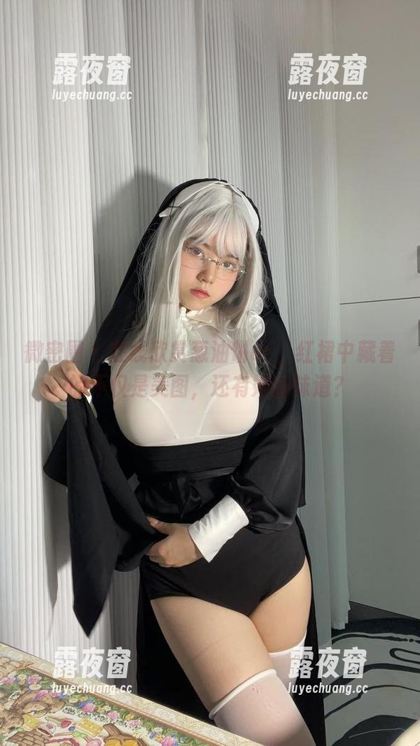 葱油饼er 微密圈 - 在线欣赏葱油饼er,红裙中藏着的不仅是美图,还有她的味道?