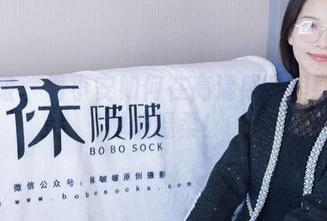 袜啵啵 – 看小安如何在高清照片里肆无忌惮地温柔！