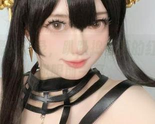 最新摄像头记录，趴趴捣蛋陌的红白JK让我眼前一亮。