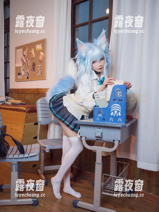 原图福利，铁打萌萌_moi的美腿这画面，简直是治愈！
