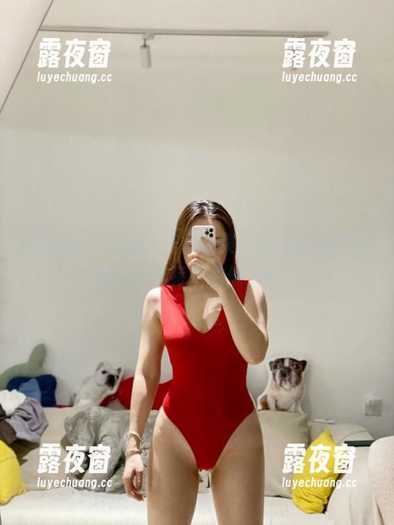 铁锤姐姐 微密圈 - 死库水美图合集,铁锤姐姐好像对水有种特别的偏爱呢?